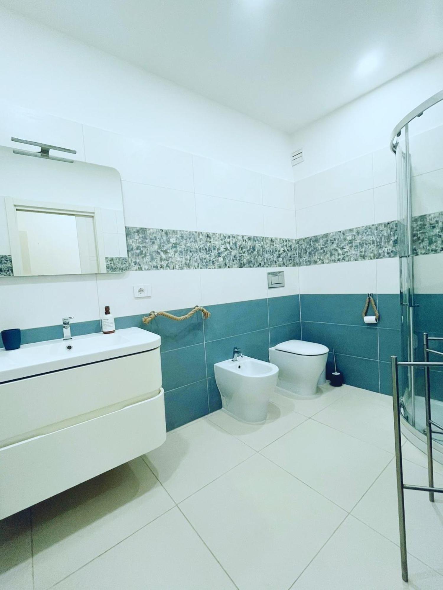 Lu House Appartamento Bastione 칼리아리 외부 사진